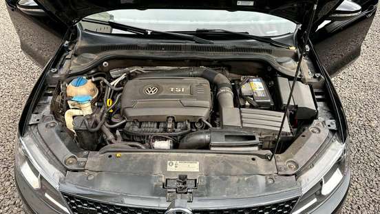 VOLKSWAGEN-JETTA-2.0 TSI HIGHLINE 211CV GASOLINA 4P TIPTRONIC VOLKSWAGEN-JETTA-2014