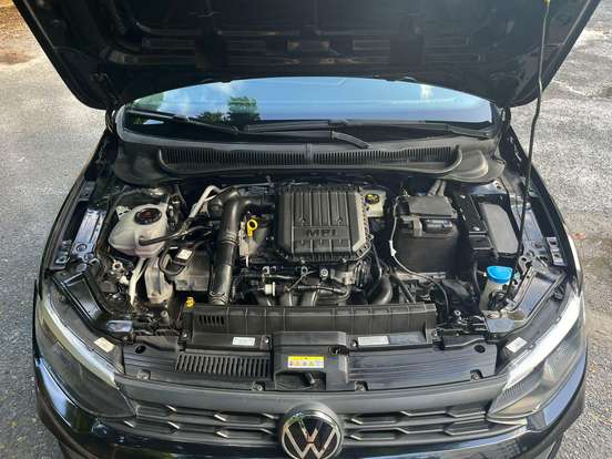 VOLKSWAGEN-POLO-2023