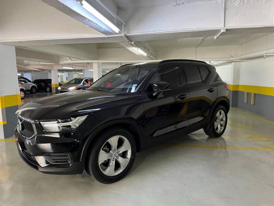 VOLVO XC40 2.0 T4 GASOLINA GEARTRONIC