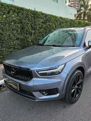 VOLVO-XC40-2.0 T4 GASOLINA GEARTRONIC VOLVO-XC40-2019