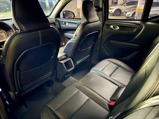 VOLVO-XC40-2.0 T4 GASOLINA GEARTRONIC VOLVO-XC40-2018