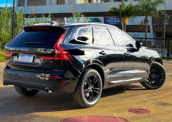 VOLVO-XC60-2019