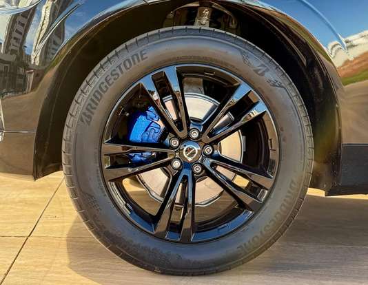VOLVO-XC60-2019