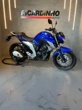 YAMAHA FZ25 FAZER ABS 