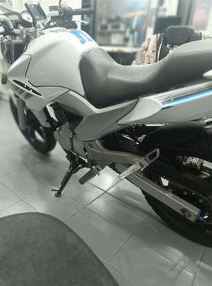 YAMAHA-FAZER 250IE LIMITED EDITION YAMAHA-FAZER 250IE LIMITED EDITION-2012