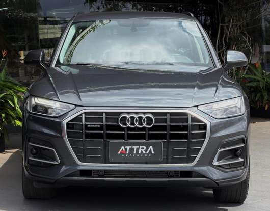 AUDI-Q5-2021
