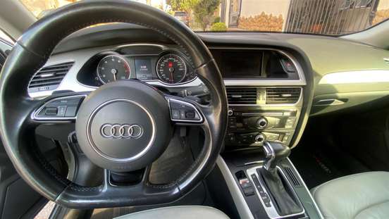 AUDI-A4-2015