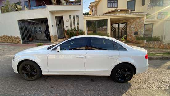 AUDI-A4-2015