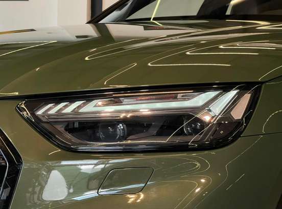 AUDI-Q5-2021