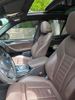BMW-iX3-2022