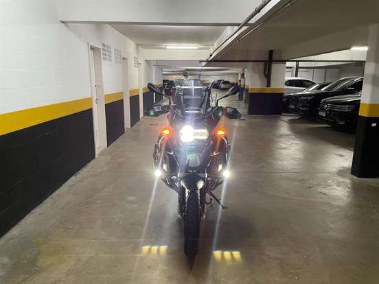 BMW-R 1250 GS ADVENTURE PREMIUM TRIPLE BLACK BMW-R 1250 GS ADVENTURE PREMIUM TRIPLE BLACK-2023