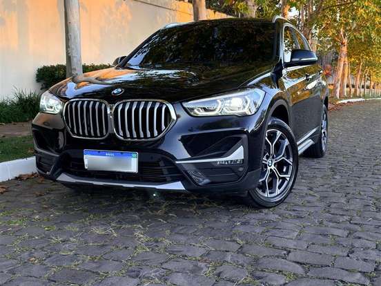 BMW-X1-2.0 16V TURBO ACTIVEFLEX SDRIVE20I X-LINE 4P AUTOMÁTICO BMW-X1-2020