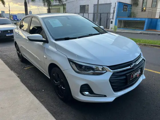CHEVROLET ONIX 1.0 TURBO FLEX PLUS PREMIER AUTOMÁTICO