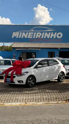 CHEVROLET ONIX 1.4 MPFI LT 8V FLEX 4P MANUAL CHEVROLET ONIX 1.4 MPFI LT 8V FLEX 4P MANUAL
