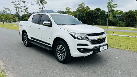 CHEVROLET S10 2.8 HIGH COUNTRY 4X4 CD 16V TURBO DIESEL 4P AUTOMÁTICO