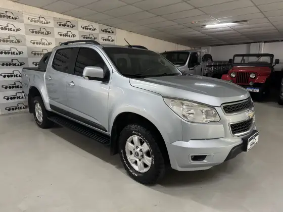 CHEVROLET S10 2.8 LT 4X4 CD 16V TURBO DIESEL 4P MANUAL