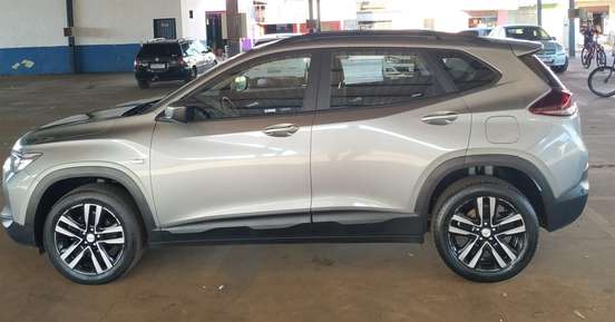CHEVROLET-TRACKER-2023