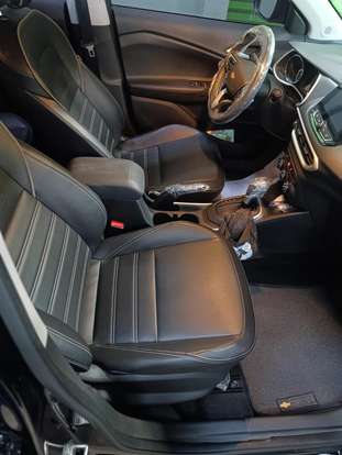 CHEVROLET-TRACKER-2023