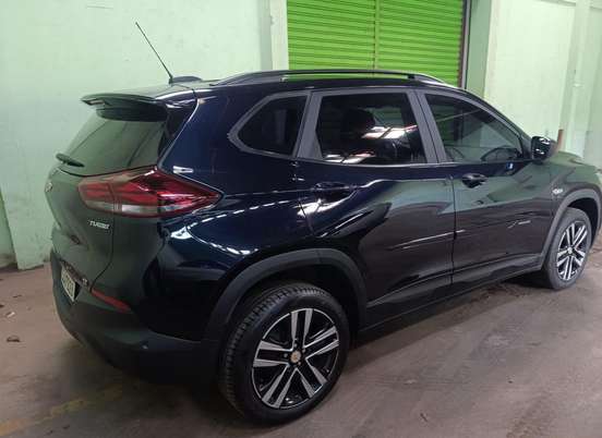 CHEVROLET-TRACKER-2023