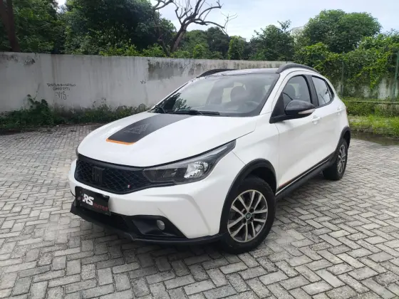 FIAT ARGO 1.3 FIREFLY FLEX TREKKING MANUAL