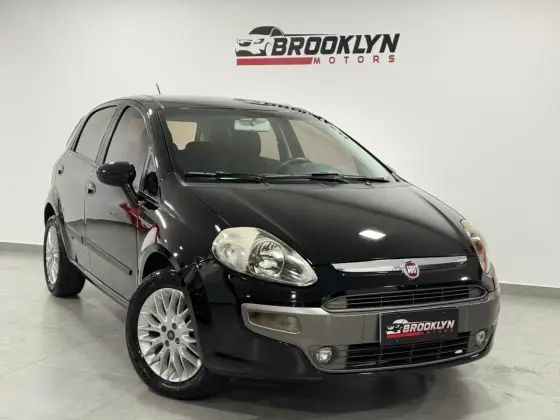 FIAT PUNTO 1.6 ESSENCE 16V FLEX 4P MANUAL FIAT PUNTO 1.6 ESSENCE 16V FLEX 4P MANUAL