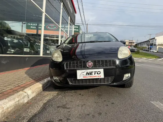 FIAT PUNTO 1.8 HLX 8V FLEX 4P MANUAL
