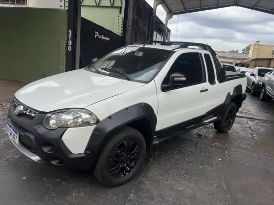 FIAT STRADA 1.8 MPI ADVENTURE CE 16V FLEX 2P MANUAL