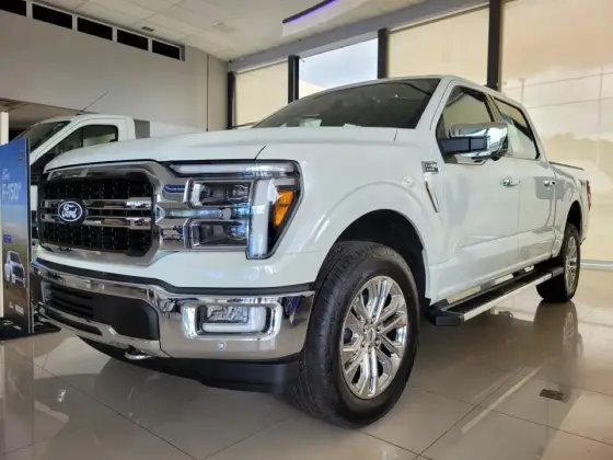 FORD F-150 5.0 V8 GASOLINA CD LARIAT FX4 AUTOMÁTICO