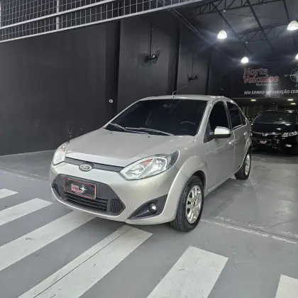 FORD FIESTA 1.6 ROCAM SEDAN 8V FLEX 4P MANUAL