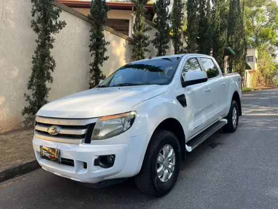 FORD RANGER 3.2 LIMITED 4X4 CD 20V DIESEL 4P AUTOMÁTICO