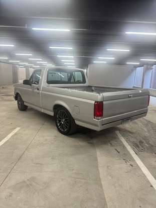 FORD-F-1000-1995