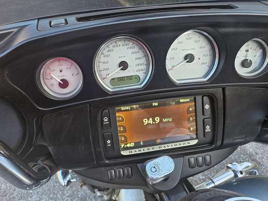 HARLEY-DAVIDSON-STREET GLIDE HARLEY-DAVIDSON-STREET GLIDE-2014