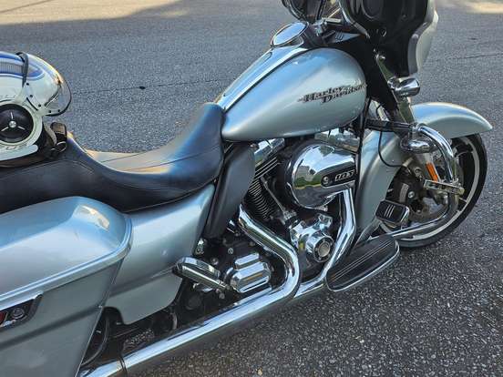 HARLEY-DAVIDSON-STREET GLIDE-2014