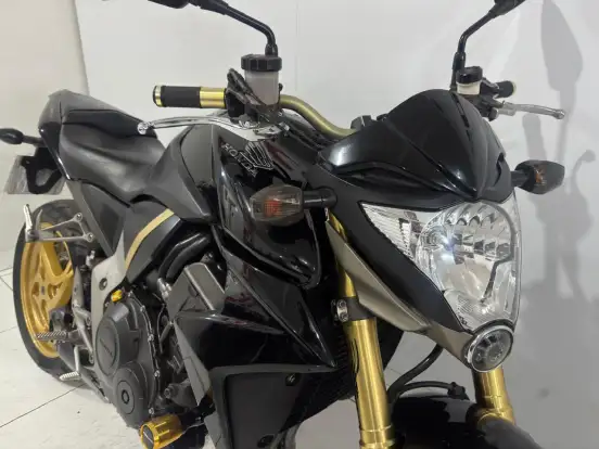 HONDA-CB 1000R HONDA-CB 1000R-2013