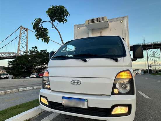 HYUNDAI-HR-2.5 LONGO SEM CAÇAMBA 4X2 16V 130CV TURBO INTERCOOLER DIESEL 2P MANUAL HYUNDAI-HR-2019