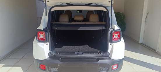 JEEP-RENEGADE-1.8 16V FLEX LONGITUDE 4P AUTOMÁTICO JEEP-RENEGADE-2015