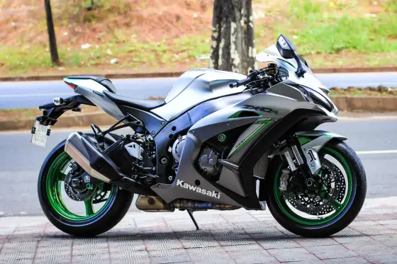 Comprar Moto Kawasaki Ninja-zx-10r-abs 2018 Usada, Seminova ou