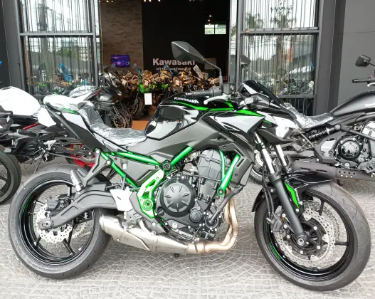 KAWASAKI Z650 ABS KAWASAKI Z650 ABS