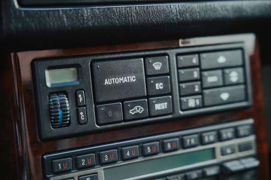 MERCEDES-BENZ-500 SL-1992