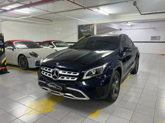 MERCEDES-BENZ GLA 200 1.6 CGI FLEX ADVANCE 7G-DCT