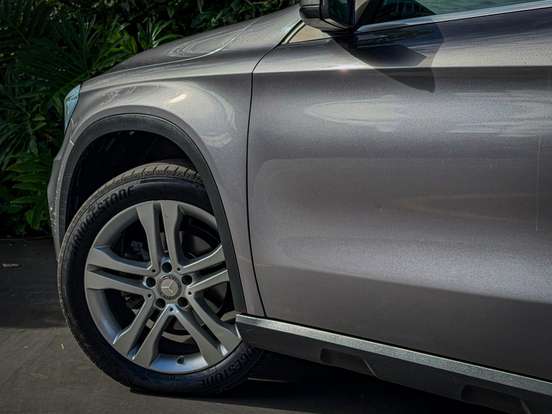 MERCEDES-BENZ-GLA 200-2017