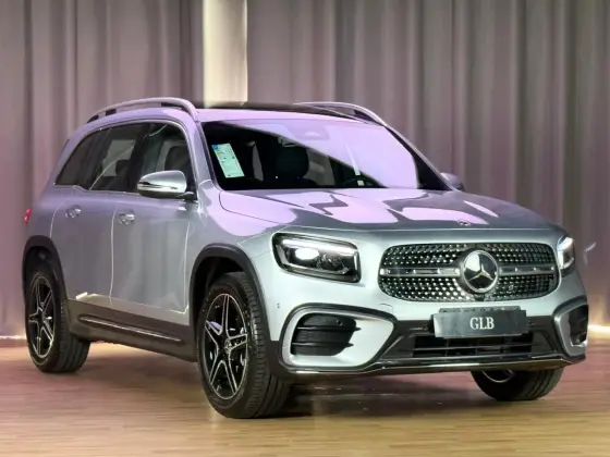 MERCEDES-BENZ GLB 220 2.0 MHEV AMG LINE 4MATIC 8G-DCT
