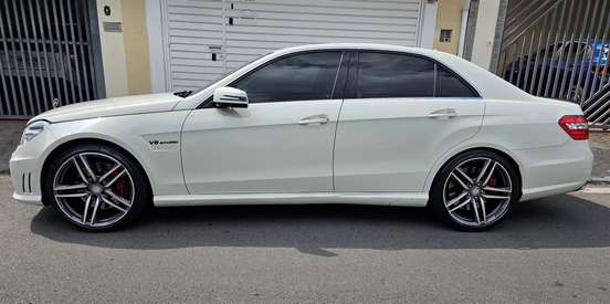 MERCEDES-BENZ-E 63 AMG-2011