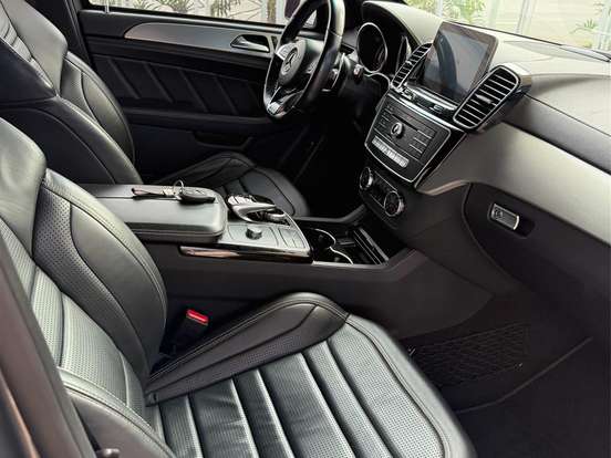 MERCEDES-BENZ-GLE 63 AMG-5.5 V8 TURBO GASOLINA COUPÉ 4MATIC 7G-TRONIC MERCEDES-BENZ-GLE 63 AMG-2016
