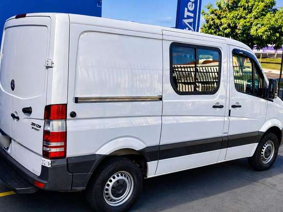 MERCEDES-BENZ-SPRINTER-2.2 311 CDI FURGÃO STREET 7.5 16V BI-TURBO DIESEL MANUAL MERCEDES-BENZ-SPRINTER-2014