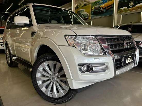 MITSUBISHI-PAJERO FULL-3.8 HPE 4X4 V6 24V GASOLINA 4P AUTOMÁTICO MITSUBISHI-PAJERO FULL-2017