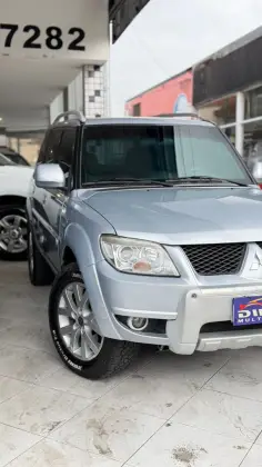 MITSUBISHI PAJERO TR4 2.0 4X4 16V 140CV FLEX 4P AUTOMÁTICO