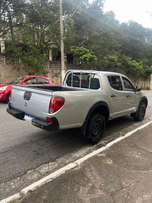 MITSUBISHI-L200 TRITON-2017
