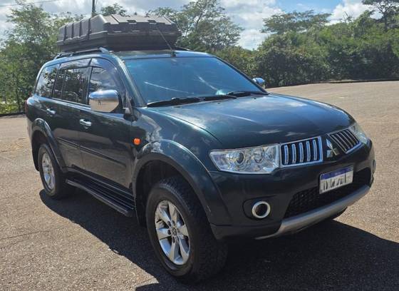 MITSUBISHI PAJERO DAKAR 3.2 HPE 4X4 7 LUGARES 16V TURBO INTERCOOLER DIESEL 4P AUTOMÁTICO