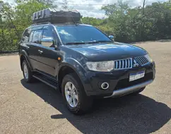 MITSUBISHI PAJERO DAKAR 3.5 HPE 7 LUGARES 4X4 V6 24V FLEX 4P AUTOMÁTICO MITSUBISHI PAJERO DAKAR 3.5 HPE 7 LUGARES 4X4 V6 24V FLEX 4P AUTOMÁTICO